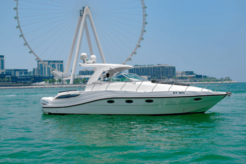 Dubai privat yachttur på 40ft JulianaDubai: 4-timmars privat mini-yacht-tur och simning