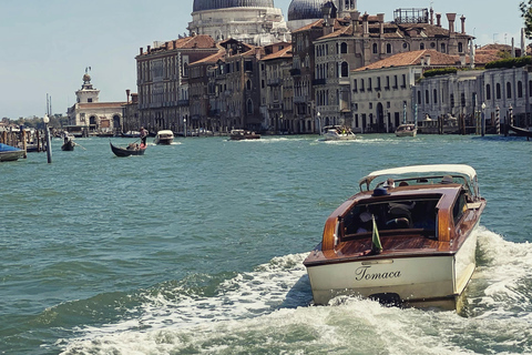 Murano:Boat Ride, Glassblowing Demonstration & Factory Visit