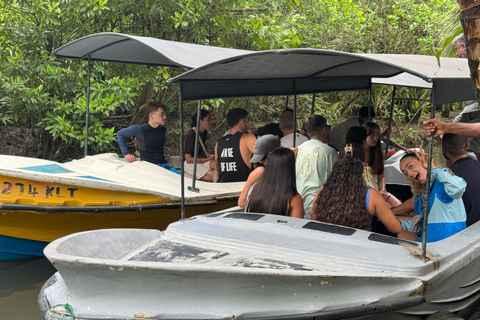 Koggala Lake Private Boat Tour with Dinesh