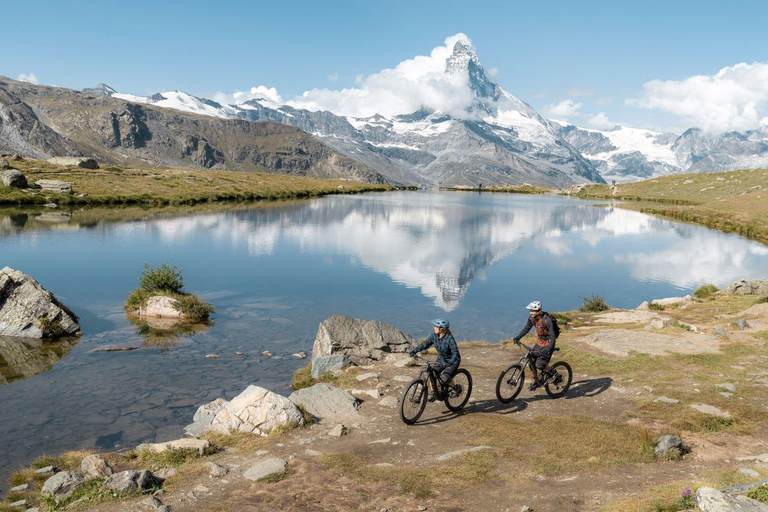 Genf: private Tour nach Zermatt &amp; optionales Matterhorn Glacier ParadiseFahrer und Guide: Zermatt Dorf