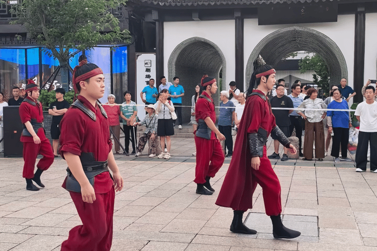 Shanghai Zhouzhuang Water Town Guided Tour with Free Time