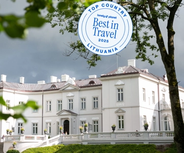 From Klaipėda: Palanga and Amber Museum Guided Tour