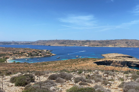 Comino: Blue & Crystal Lagoon Private Boat with Snorkeling