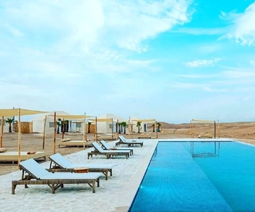 Marrakech: Cena nel deserto di Agafay Sunet con spettacolo