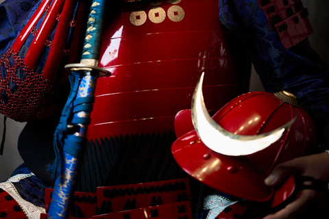 Kanazawa: Samurai Armor Experience with Professional Photos