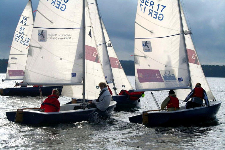 Berlin: 3-Day Basic Sailing Course at Scharmützelsee