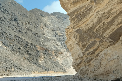 Salalah Secret Beach Tour with Dinner and Snacks