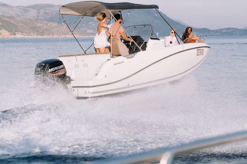 Private boat trip to the Elafiti islands. All included Full day trip to the Elafiti islands. All included.