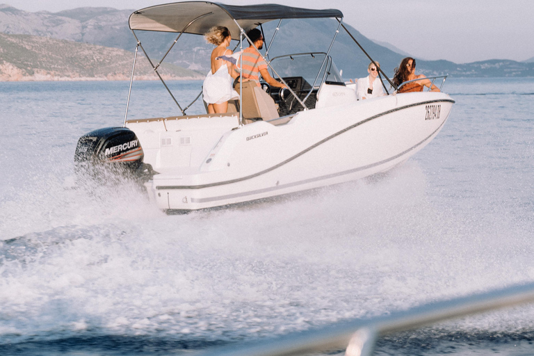 Private boat trip to the Elafiti islands. All included Full day trip to the Elafiti islands. All included.