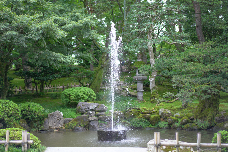 Excursão histórica a pé de meio dia em Kanazawa