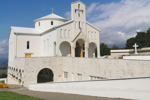 From Plitvice: Tour of Cerovac Caves & Nikola Tesla Museum