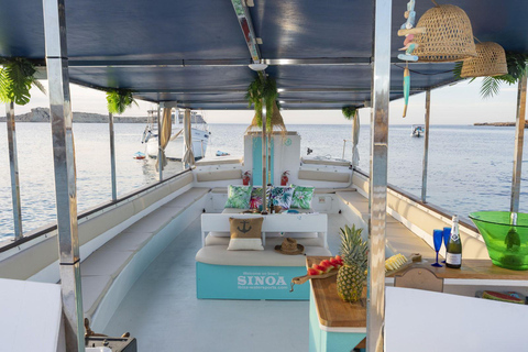 Ibiza: Private Boat Trip, Open Bar Tapas &amp; Free Water Sports