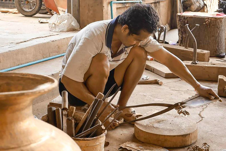 Phnom Penh: Phnom Oudong y Aldea de Koh Chen - Almuerzo incluido