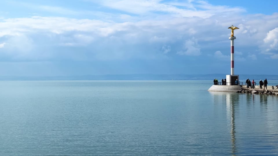 Tour di gruppo da Budapest: semicerchio del Balaton in furgone e traghetto
