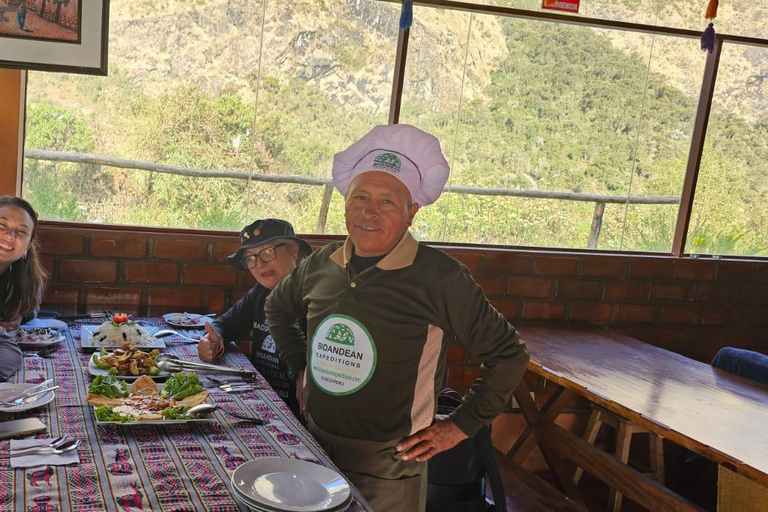 Cusco: Humantay Lagoon Hike with Luxury Domes with Alpacas