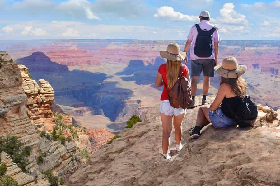 Las Vegas: Tour zum Grand Canyon West Rim und Joshua-Tree-Nationalpark. Foto: GetYourGuide Las Vegas: Tour zum Grand Canyon West Rim und Joshua-Tree-Nationalpark. Foto: GetYourGuide