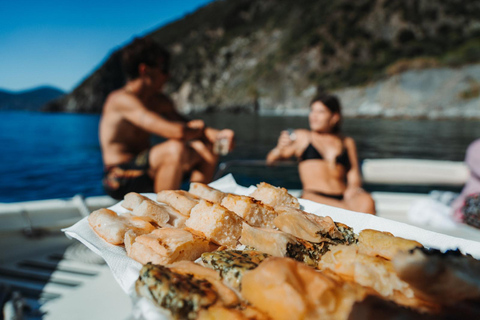 From Levanto or Monterosso: Guided Cinque Terre Boat Cruise From Levanto or Monterosso: Guided Cinque Terre Boat Cruise