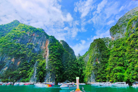 Isla Phi Phi: Excursión privada de un día en barco de cola larga durante 6 horasIsla Phi Phi: Excursión de un día en barco privado 6 horas