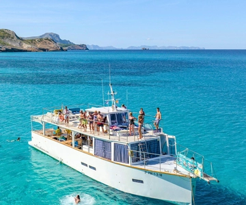 Cala Ratjada: Eftermiddagsbåtturer med drycker och snacks