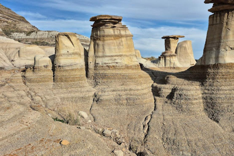 From Calgary: Drumheller Dinosaur Valley Full-Day Tour