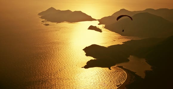 Fethiye: Tandem Paragliding Experience