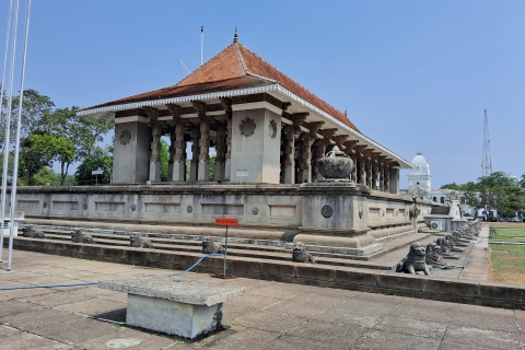 Colombo: Sightseeing Tuk Tuk City Tour Morning OR Evening