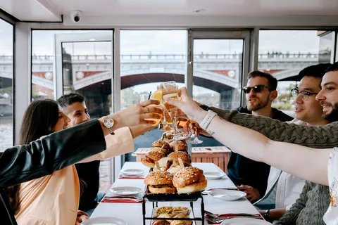 Melbourne: 2-Hour Bottomless Brunch Cruise