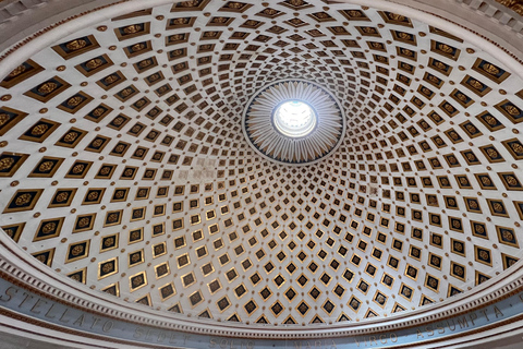 Tussen Creaties en Wonderen: Handwerk en de Basiliek van Mosta TOUR IN PORTUGESE