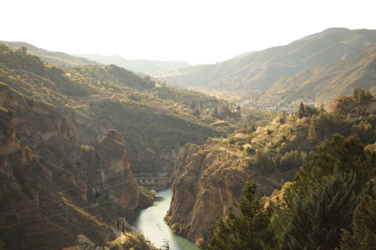 Granada: Tour in bicicletta della natura, della fauna selvatica e dei villaggi autentici