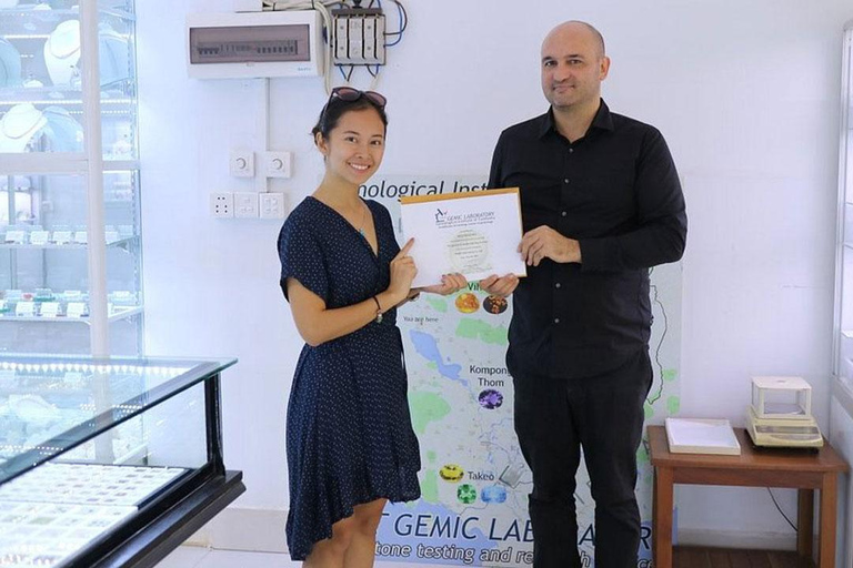 Seminario di gemmologia cambogiana di mezza giornata da Siem Reap