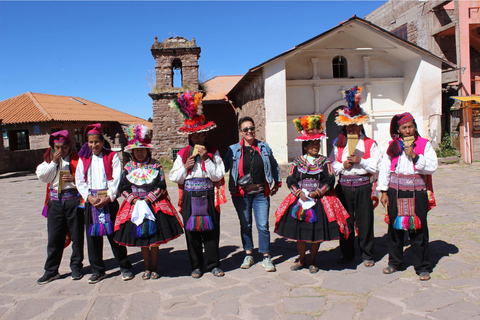 Puno: Lake Titicaca Tour on the Exclusive Jumbo Catamaran + Puno Dances Puno: Lake Titicaca tour with the exclusive Jumbo Catamaran + Puno dances