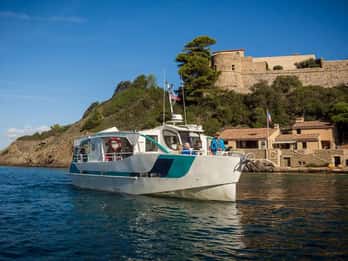 Bormes-les-Mimosas: Hybrid boat trip to Port-Cros Island