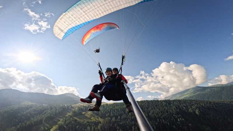 Davos: Tandem Paragliding Flight