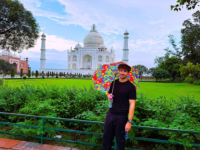 Agra: Skip-the-Line Taj Mahal Sunrise Tour w/Fatehpur Sikri