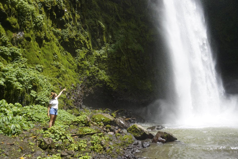 Bali Private Tour Best Waterfall with Tanah Lot Temple