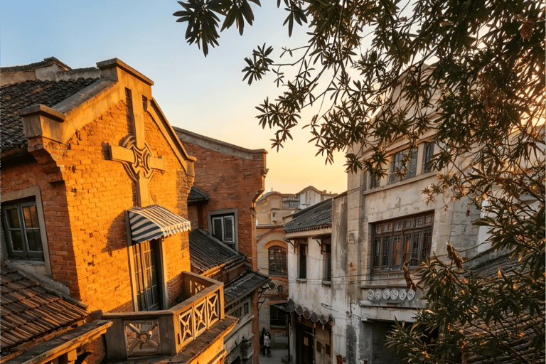 One Day at Shanghai Film Park and Zhujiajiao Water Town