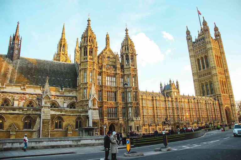 VIP Westminster Abbey & Upper Gallery and Buckingham Palace