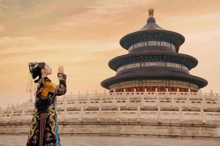 Beijing: Traditional Chinese Costume Makeover & Photo Shoot