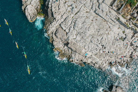 Von Sorrento aus: Capri-Bootstour mit Schwimmen und Prosecco