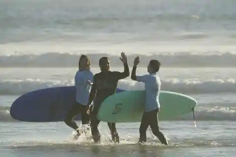 Expérience de surf à Lisbonne :)