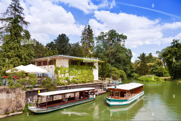 TOP de la Moravie : Château de Lednice + tour en bateau (depuis Bratislava)