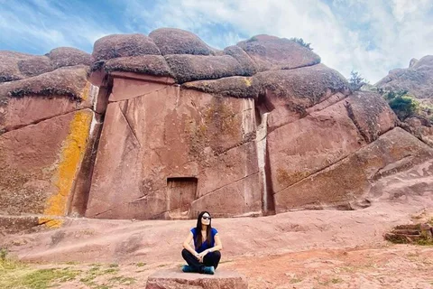 Aramu Muru Private Tour
