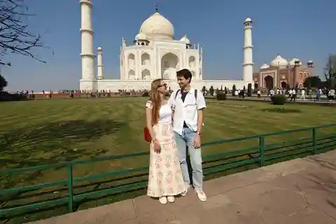 Agra: Taj Mahal sin colas, Fuerte de Agra y Baby Taj Tour