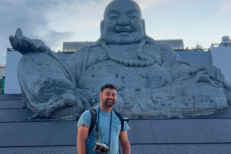 Montagne de la Vierge Noire, Cu Chi, Cao Dai avec guide LGBT