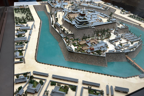 Osaka Castle: History Walking Tour, Castle Tower Admission