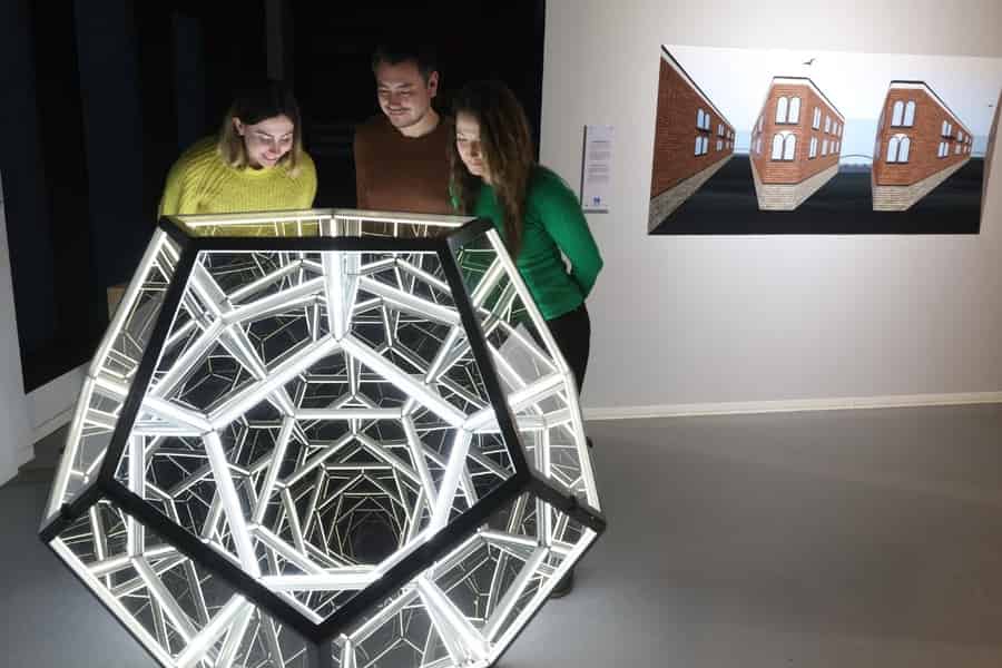 Hamburg: Eintrittsticket für das Museum der Illusionen Hamburg. Foto: GetYourGuide