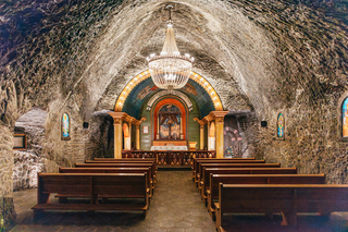 Krakow: Wieliczka Salt Mine Guided Tour with Entry Ticket