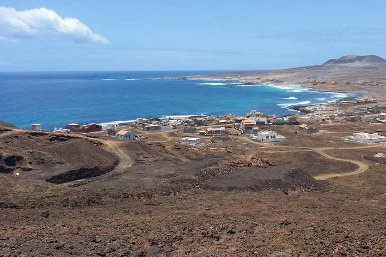 Sao Vicente: Baía das Gatas and Praia Grande Volcano Tour