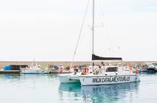 Caleta de Vélez: 2-stündige Katamaran-Tour