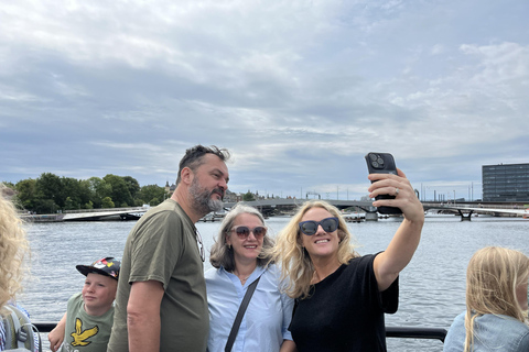 Copenhagen: Old Town, Hidden Gems & Local Pub Tour and Lunch